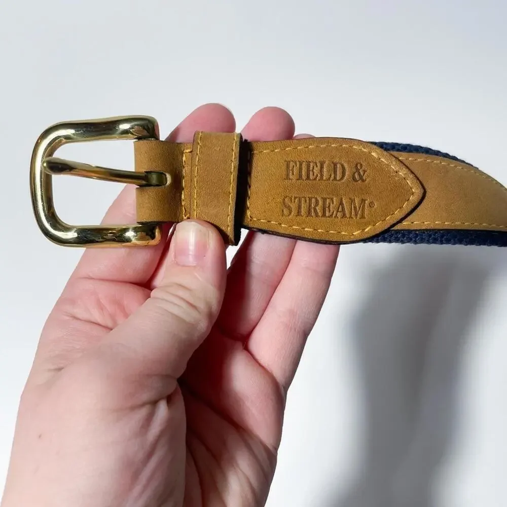 Field & Stream antelope embroidered Men's size 36 belt with canvas and leather